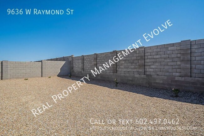 Building Photo - COME TOUR TODAY!