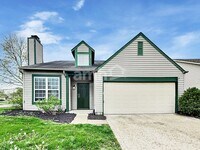 Building Photo - 5943 King Lear Dr