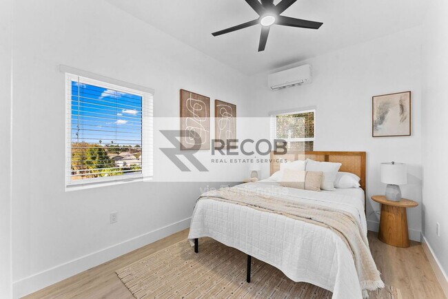 Building Photo - 6730 Mohawk St