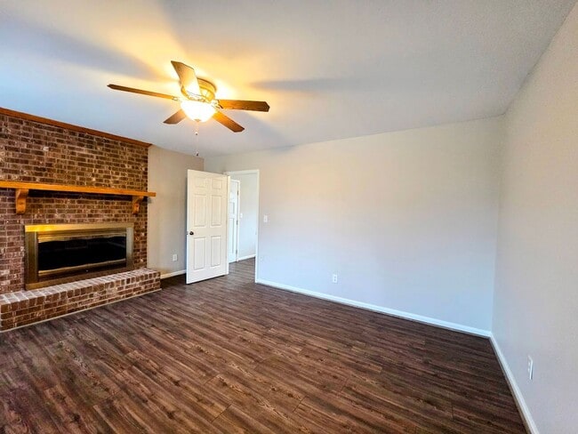 Building Photo - 2891 Farrs Bridge Rd