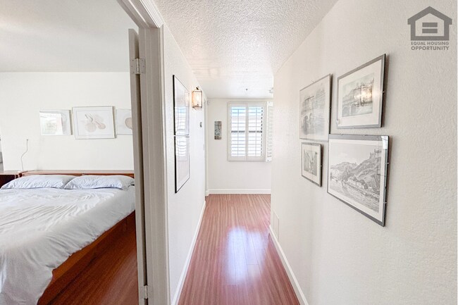 Building Photo - 3Bed/2Bath Furnished Home w/Stunning Backyard! Ready for Immediate Move-In! – POOL!