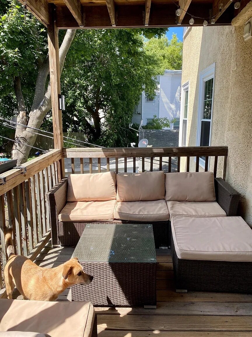 Building Photo - 33 Main St