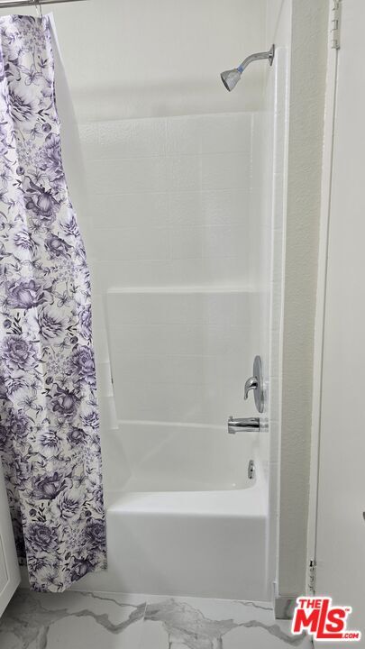 Building Photo - 330 Cameron Pl