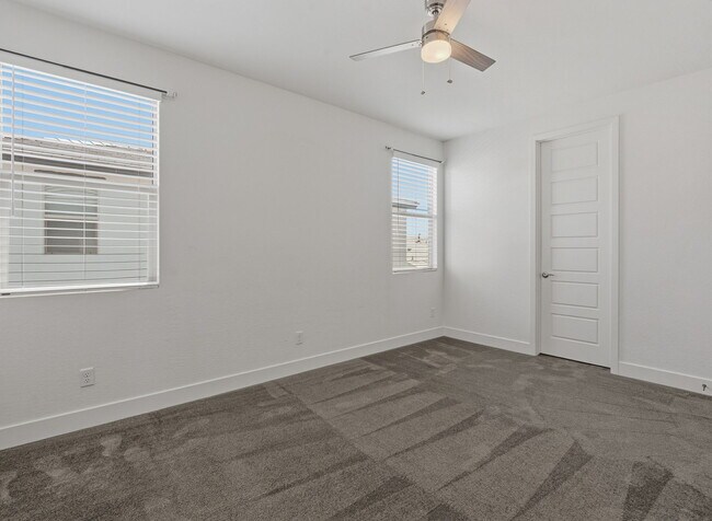 Building Photo - 4910 S Tune