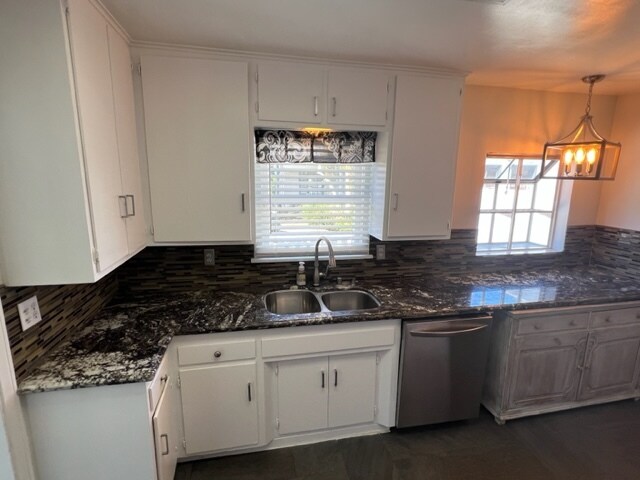 Building Photo - 22025 Galvez St