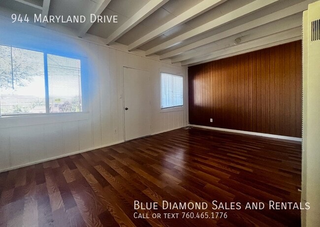 Building Photo - 944 Maryland Dr