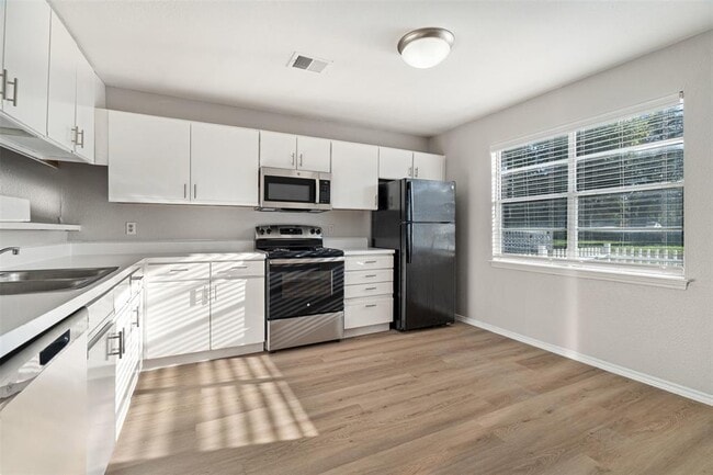 Building Photo - 1848 River Crossing Cir