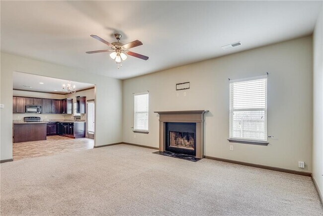 Building Photo - 4135 Whitfield Oak Way NE