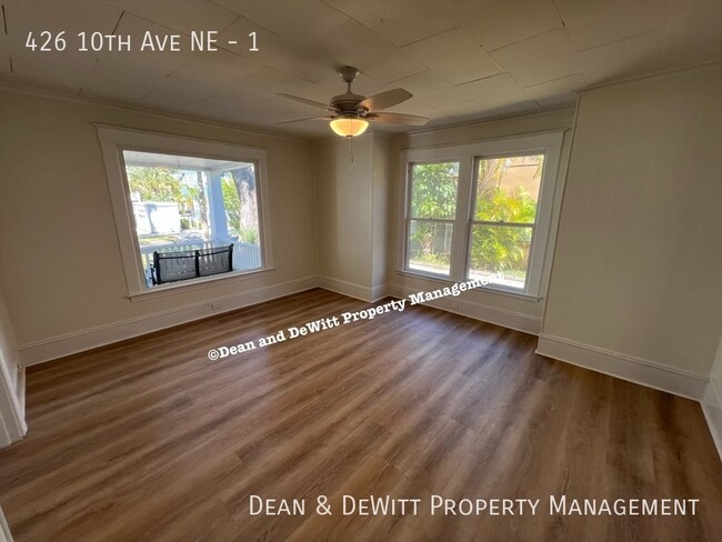 Building Photo - Old NE Apt 2/1 - For Rent