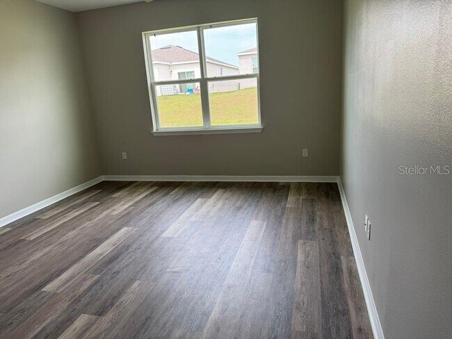 Building Photo - 3345 Curlew Ave
