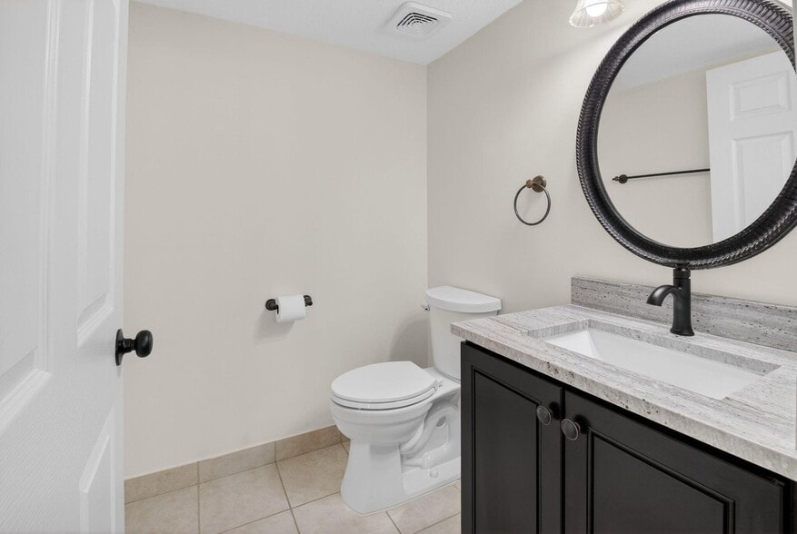 Building Photo - 4801 N Wickham Cir