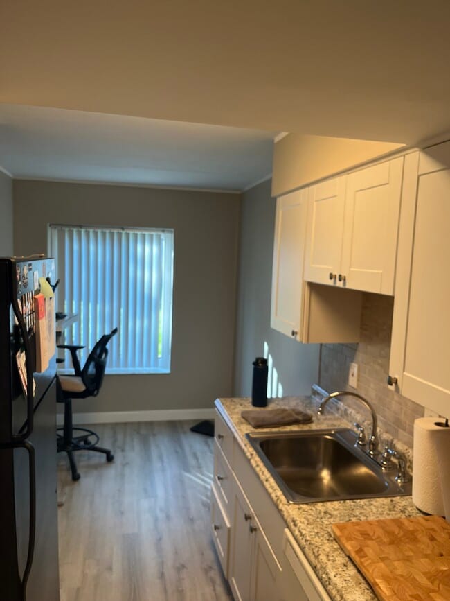 Building Photo - 1314 Forest Green Dr