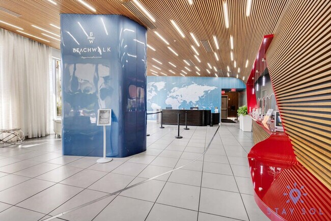 Building Photo - 2602 Hallandale Beach Blvd