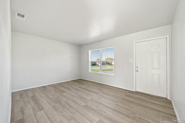 Building Photo - 4802 Castle Shield