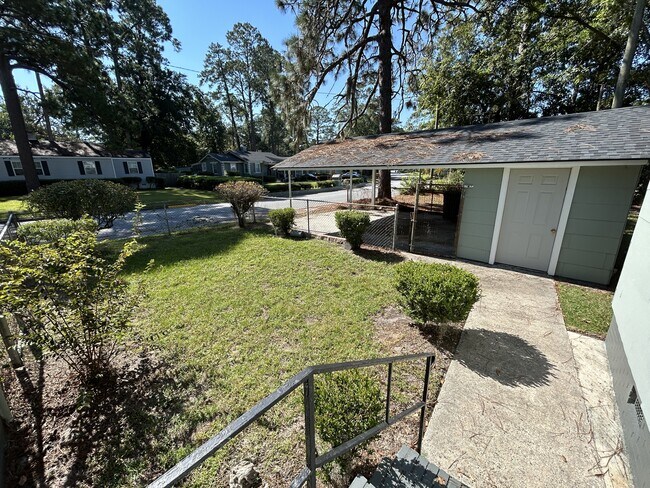 Building Photo - 9 Blueridge Ave