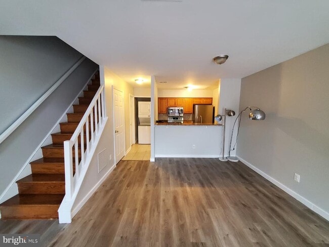 Building Photo - 8036 Pantano Pl