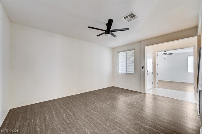 Building Photo - 6637 Cliff Shore Ct