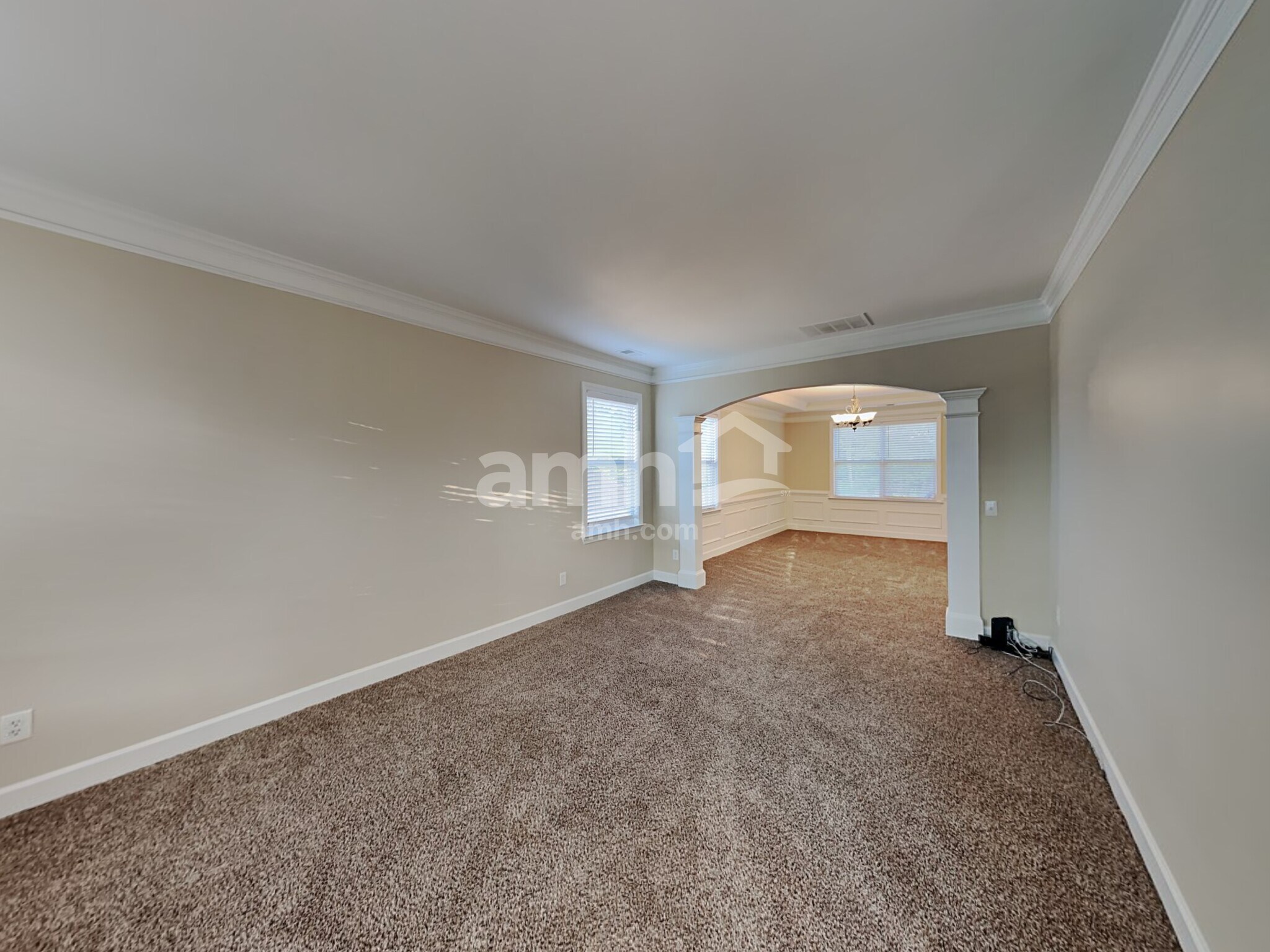 Building Photo - 111 Woodview Ct