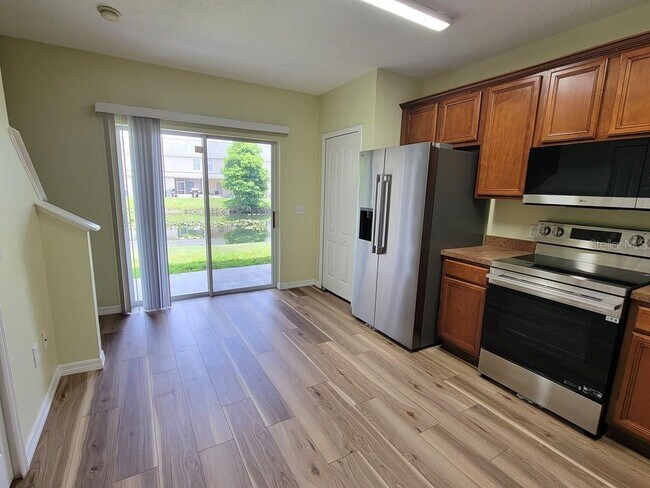 Building Photo - 16414 Swan View Cir