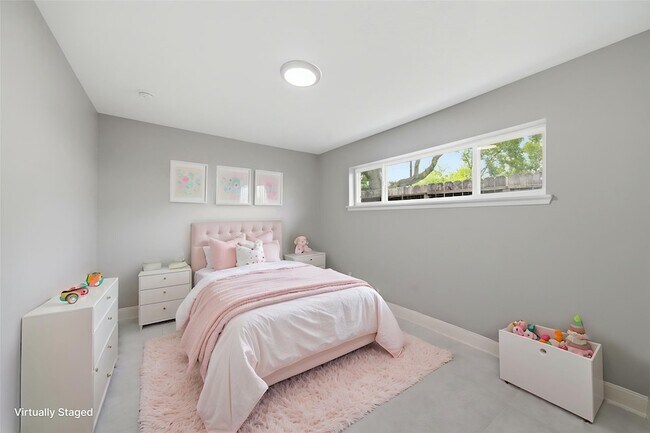 Building Photo - 2603 Baycrest Dr