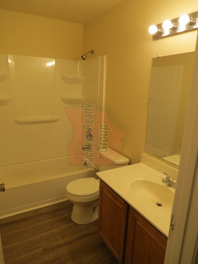 Building Photo - 2269 Hughey Dr