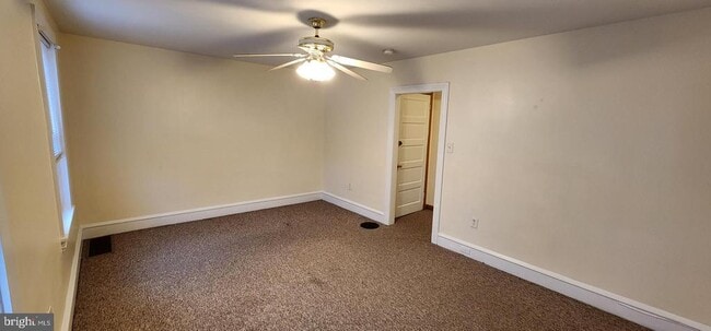 Building Photo - 209 E Montgomery Ave