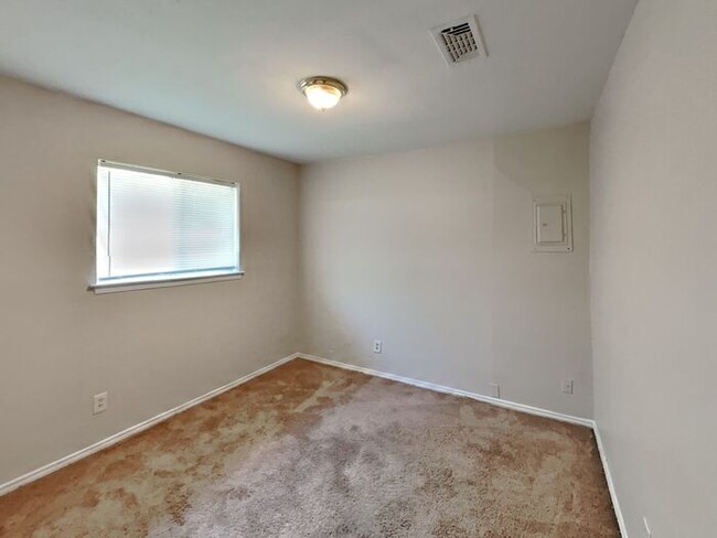 Building Photo - No Application Fees* $500 off w/move in by...