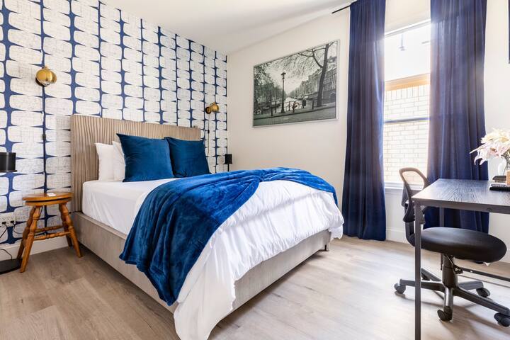 Building Photo - 528 Bronze Forest Dr