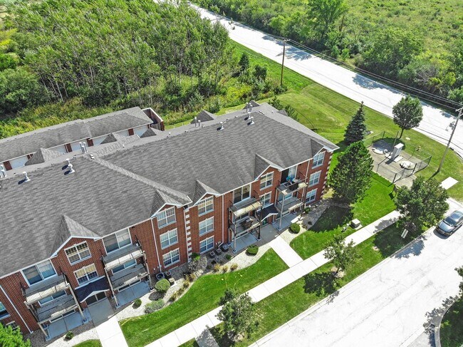 Building Photo - 16671 Liberty Cir