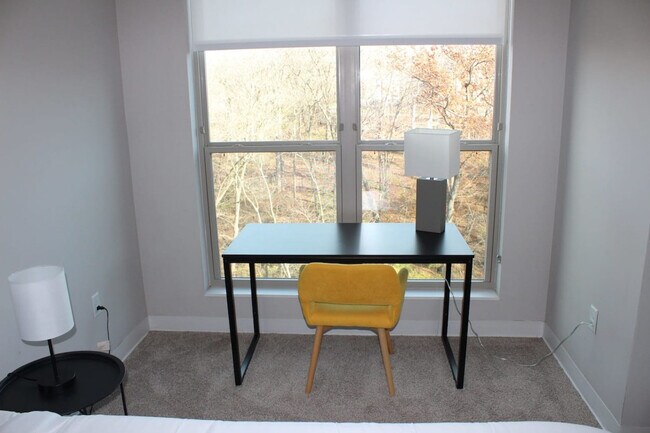 Building Photo - 4415 Lincoln Way