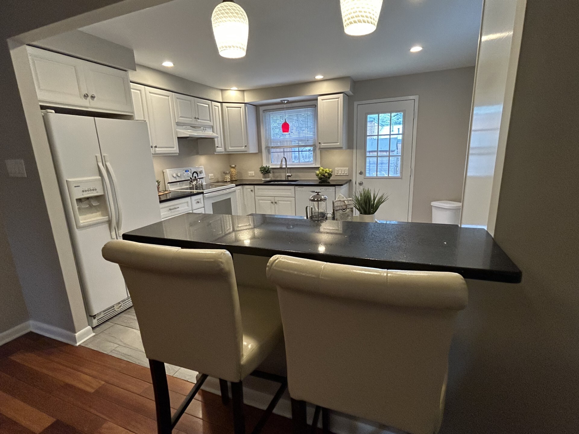 Kitchen w Breakfast bar - 327 N Orange St