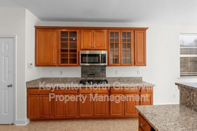 Building Photo - 124 Scottish Ave