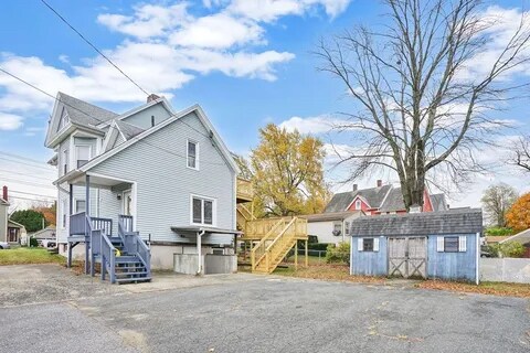 Building Photo - 528 Broadway St