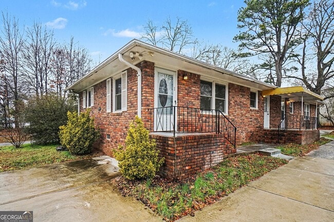 Building Photo - 2874 Cheney St