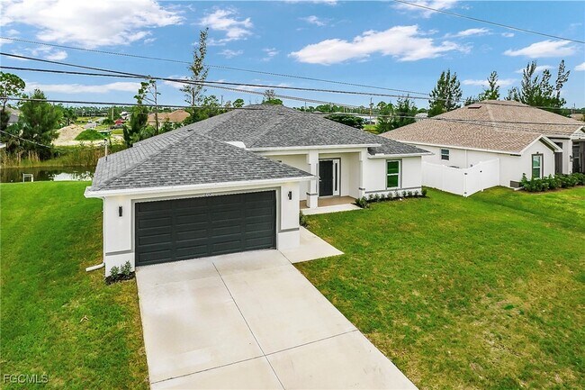 Building Photo - 3509 NE 21st Ave