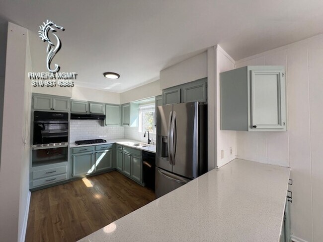 Building Photo - House in Redondo Beach