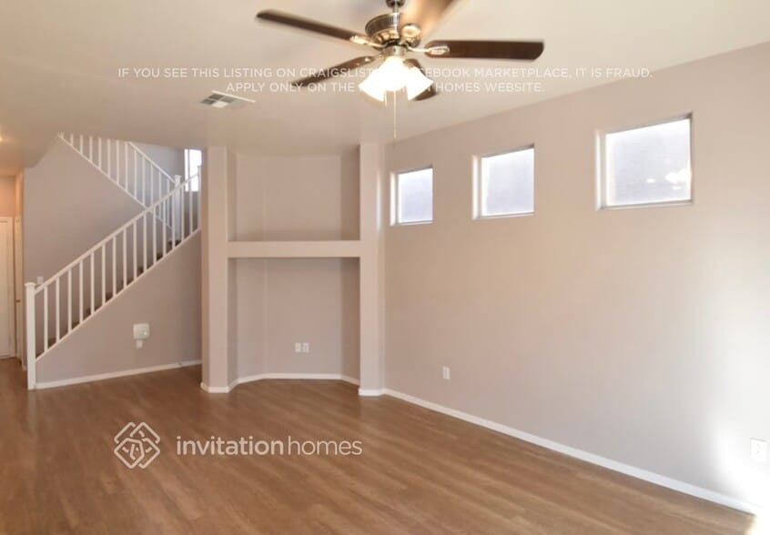 Building Photo - 9413 Santana Siesta Ave