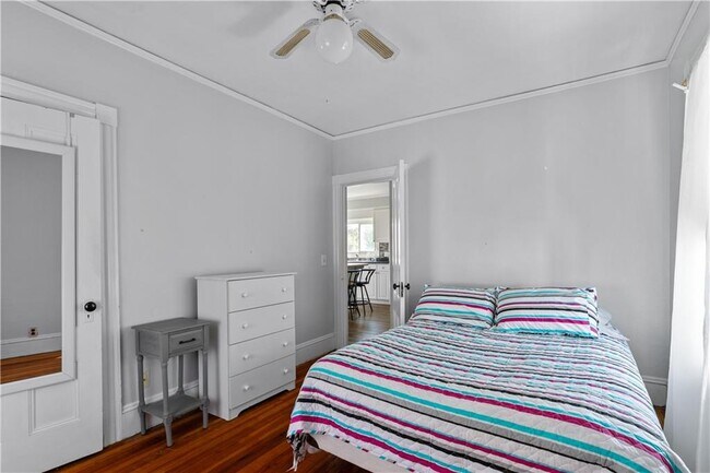 Building Photo - 5 Slocum St