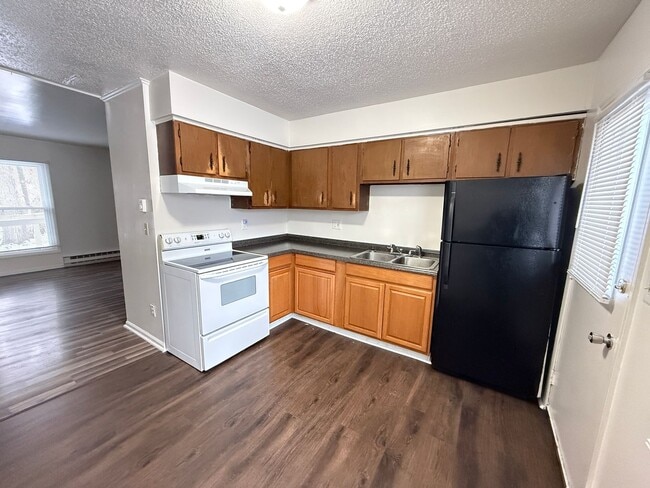 Building Photo - 6140 Scotch Blue Dr