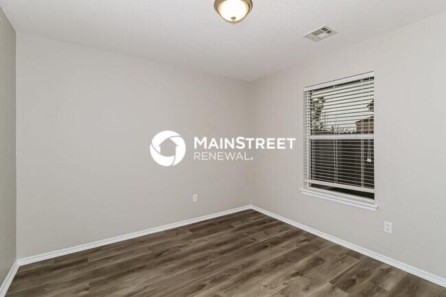 Building Photo - 3 Bedroom Pet-Friendly Home in OKLAHOMA CI...