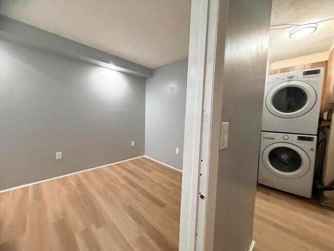 Building Photo - 8381 NW 28th Pl