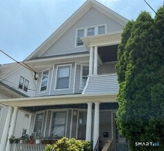 Building Photo - 123 Anson St