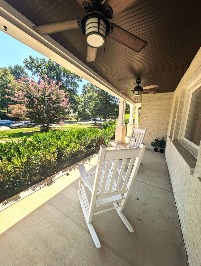 Building Photo - Plaza Midwood, Luxury 4 Bedroom/4 Bathroom Home!