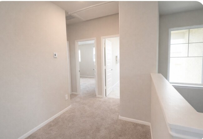 Building Photo - 10831 Sugar Pne Ln