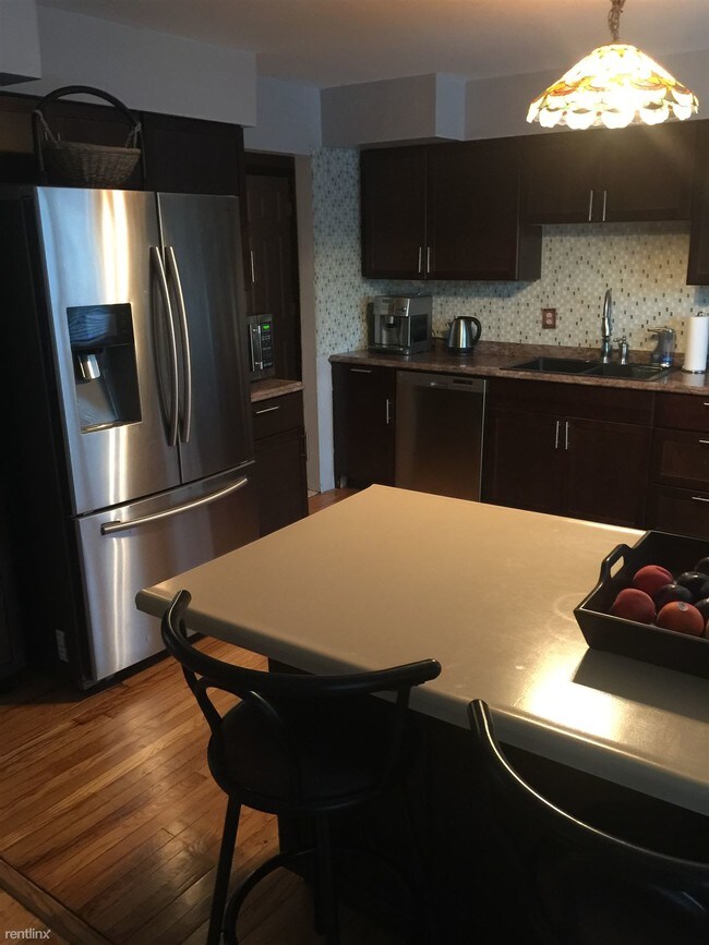 Building Photo - 26 Shady Nook Dr