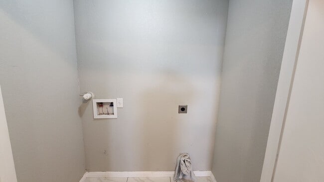 Building Photo - PALO ALTO HEIGHTS- 3bedroom 2 bath Home
