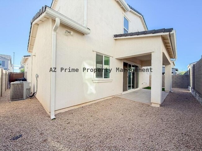 Building Photo - 5138 E Anderson Dr