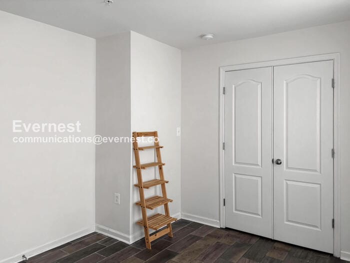 Building Photo - 10612 Presidential Pkwy