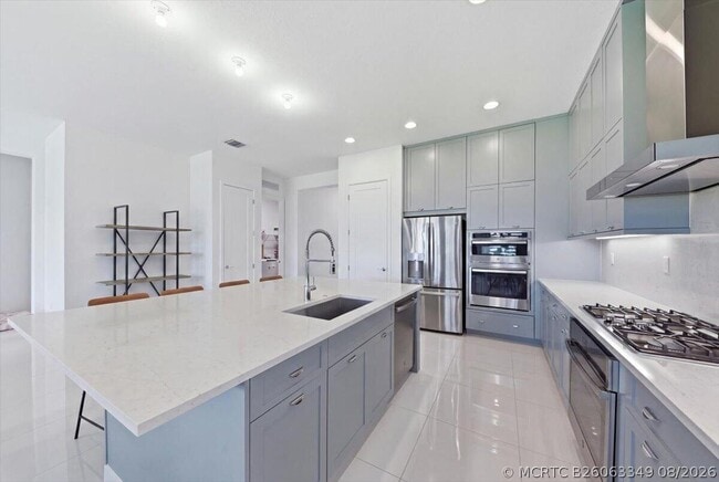 Building Photo - 8597 Crystal Downs Ave