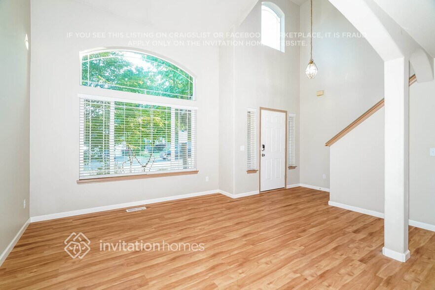 Building Photo - 9006 174 St Ct E